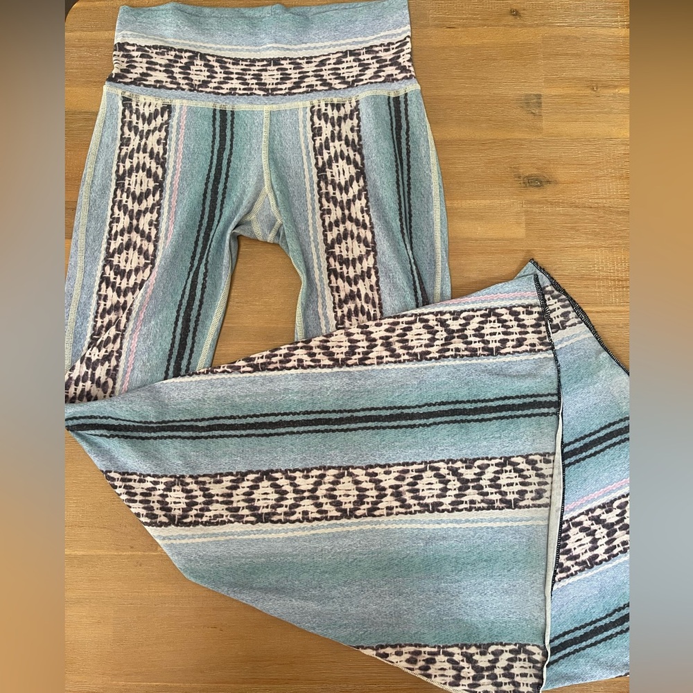 Teeki M Border Towns Bells in Blue